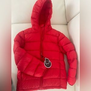 Raining coat 6-7 new